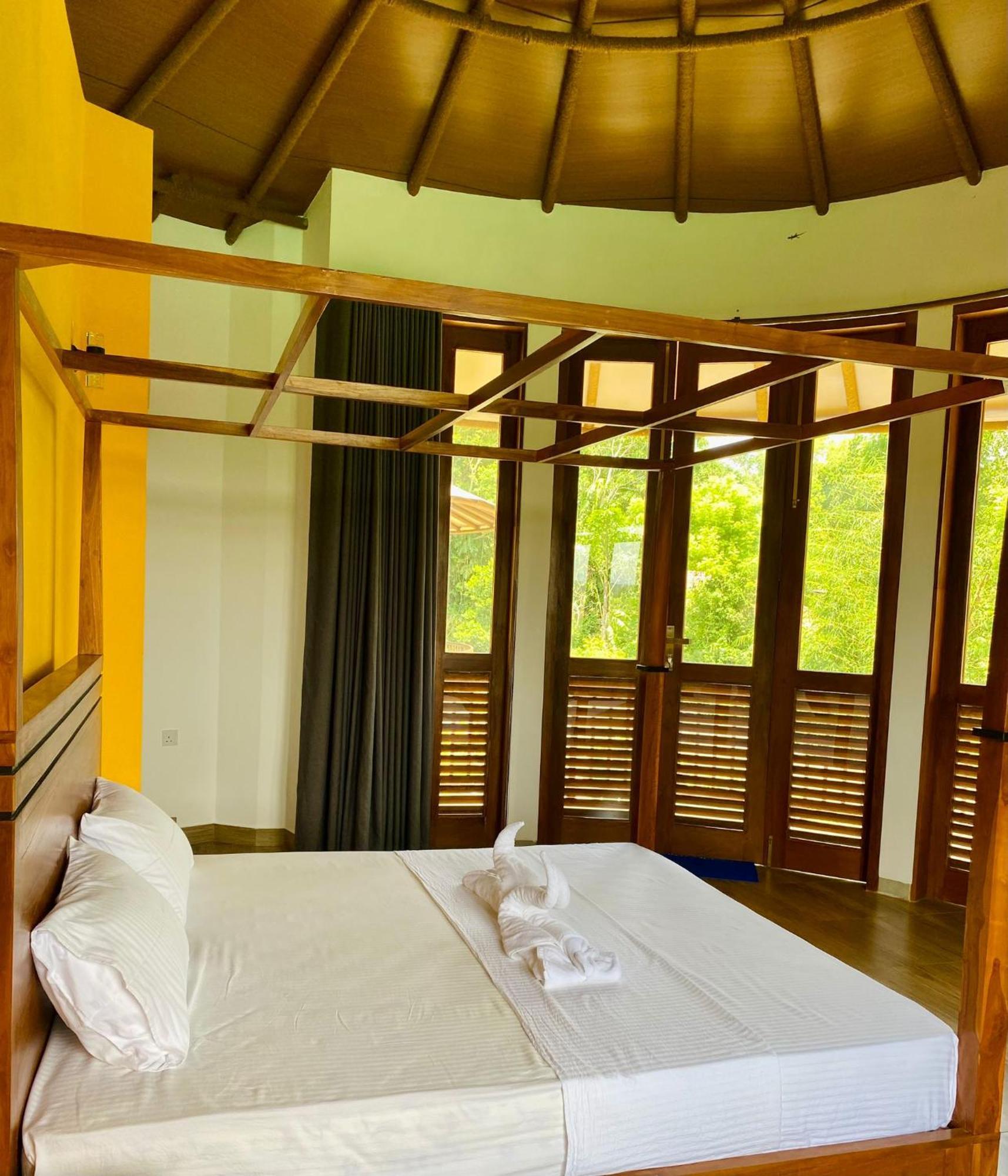 Senu Lagoon Villa Tangalle Exterior photo